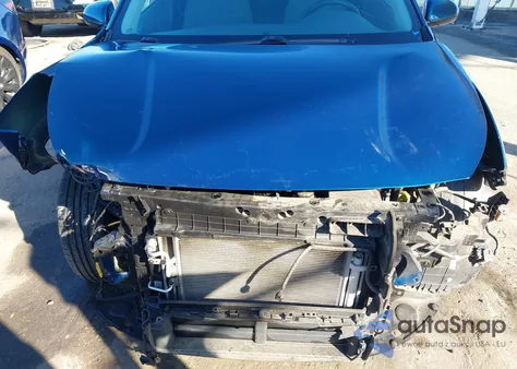 2021 Kia Niro Lx из США, поврежденный, VIN KNDCB3LC2M5487354